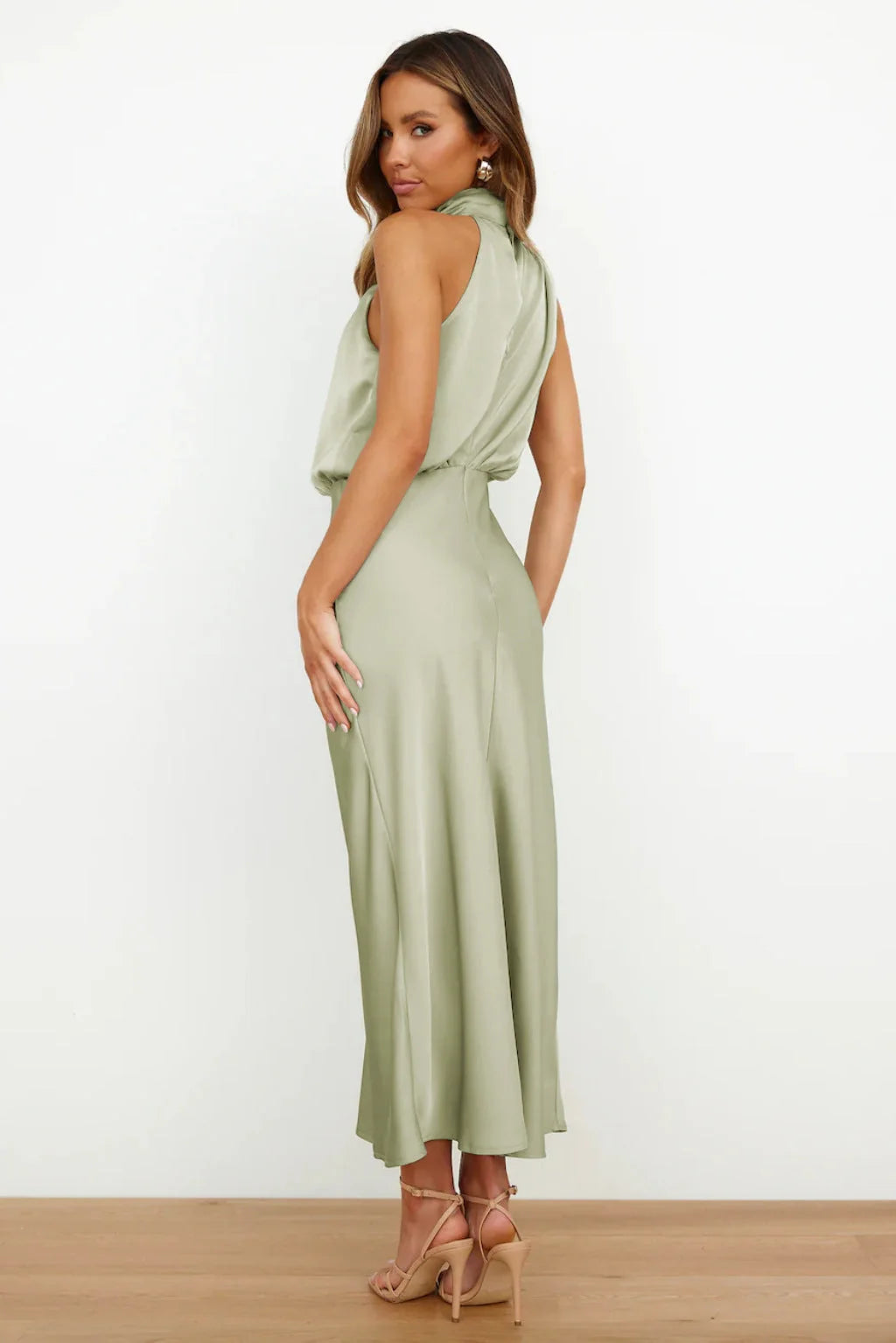 Women's Chic Halter Neck Evening Dress Elegant Summer Gown 2