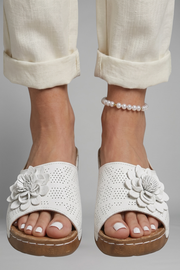 Women's Orthopedic Sandals with Arch Support and Floral Applique for Summer 6
